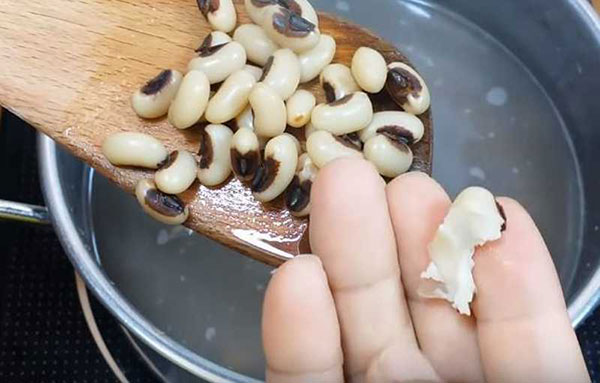 2 cách nấu chè đậu trắng đơn giản tại nhà - món ngon hấp dẫn